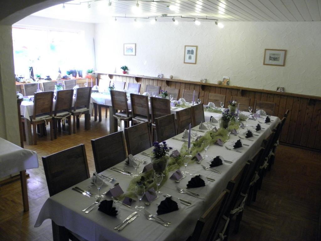 Alb Hotel Schalksburg Альбштадт Экстерьер фото